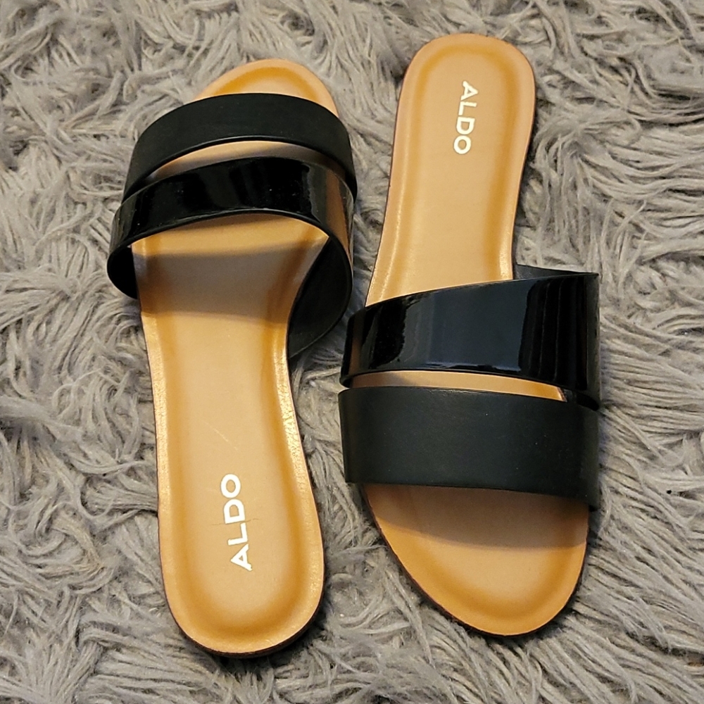 Aldo flat sandals